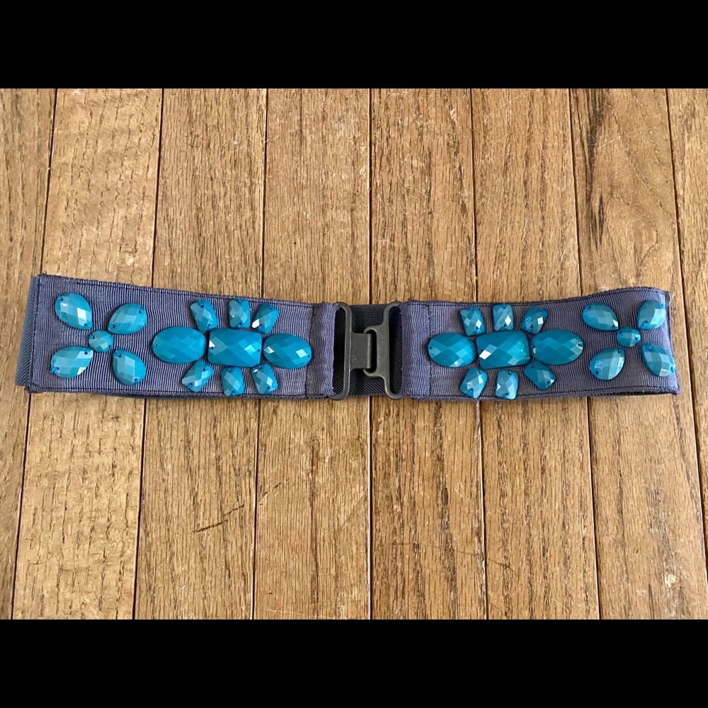 Beaded waist belt